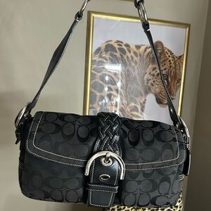 Authentic Vintage Rare Black Coach Classic Bag🖤